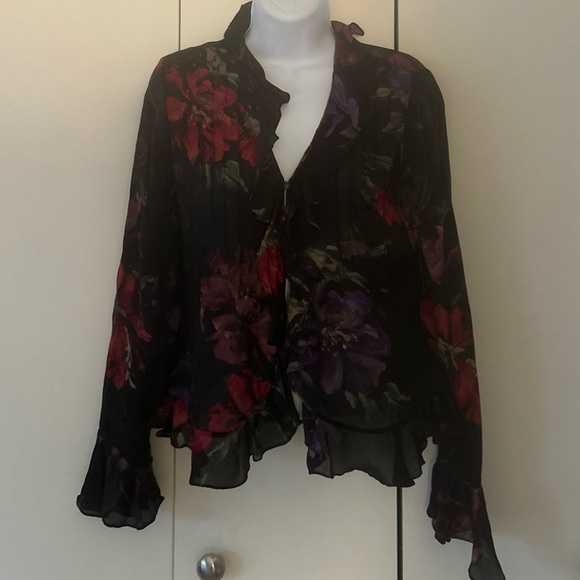 Ralph Lauren Tops - Ralph Lauren sheer Silk ruffle trim Floral Blouse 6P